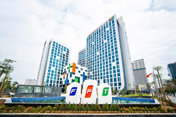 CƠ CẤU VỐN TẠI TẬP ĐOÀN FPT